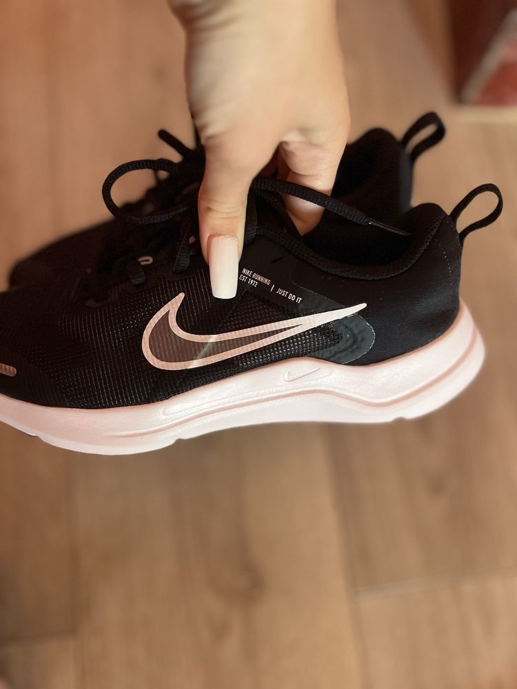 adidași nike pt fete