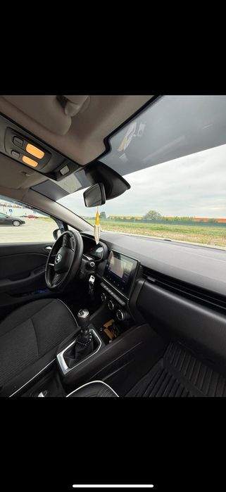 Renault  clio  5