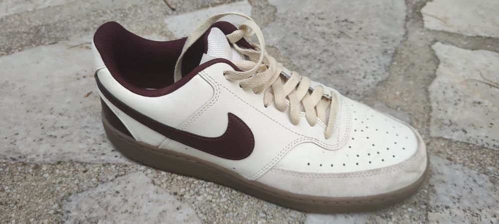 Nike - бели кецове