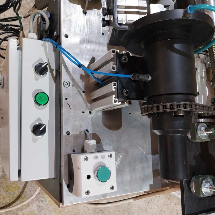 Masina filetat cozi de mop sau de matura