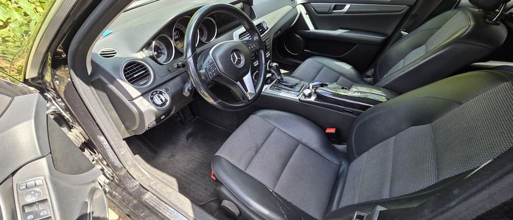 Mercedes w204  2011