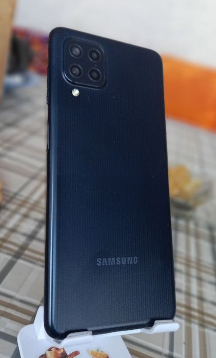 Samsung M22 4/64 gb smartfoni sotiladi