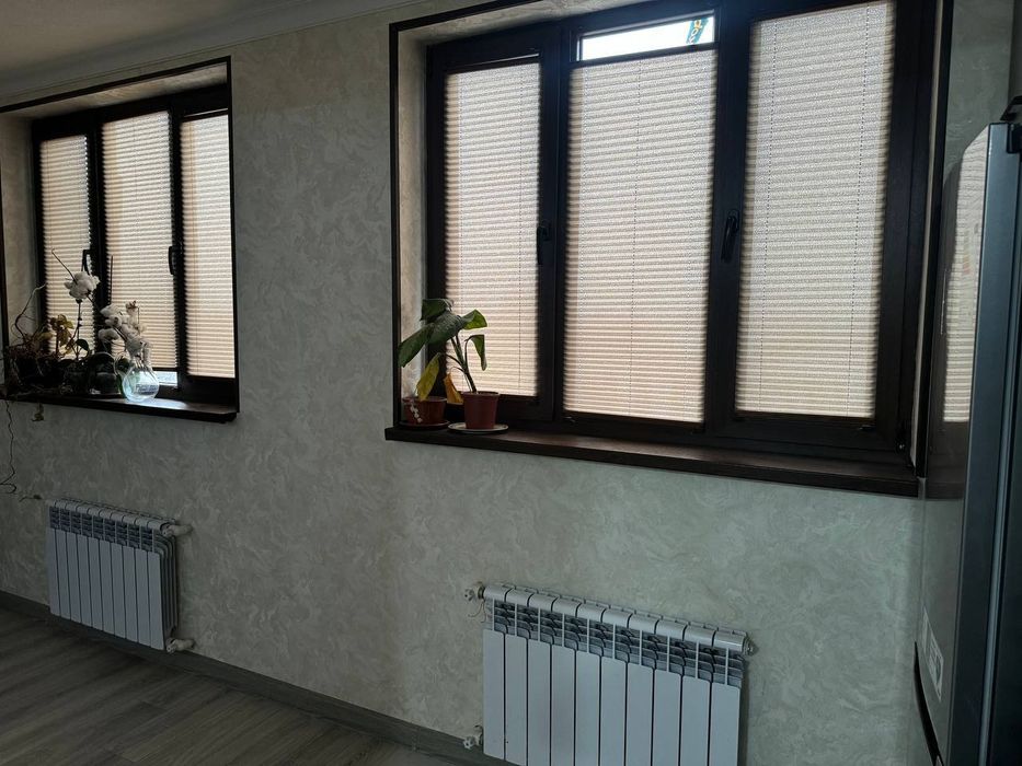 Продам 2/2/4 Бадамзар 77 серия