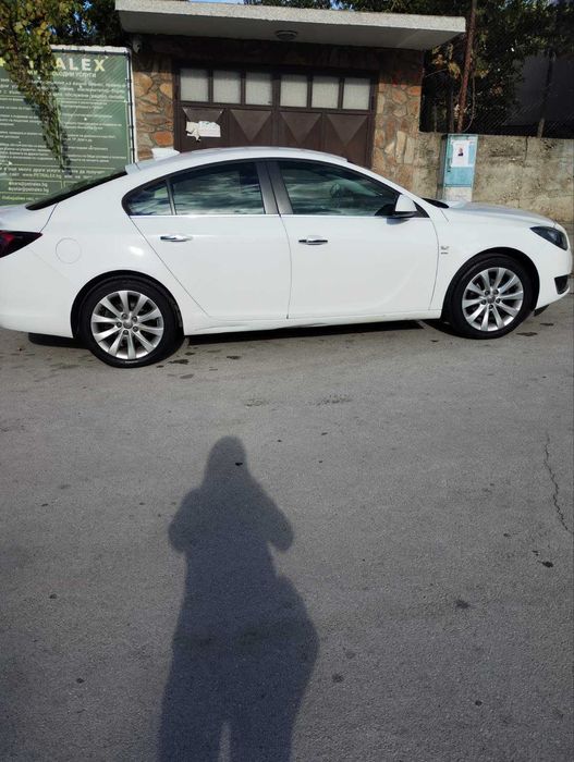 Opel Insignia 1.6 CDTI • Автоматик • 2016 г.