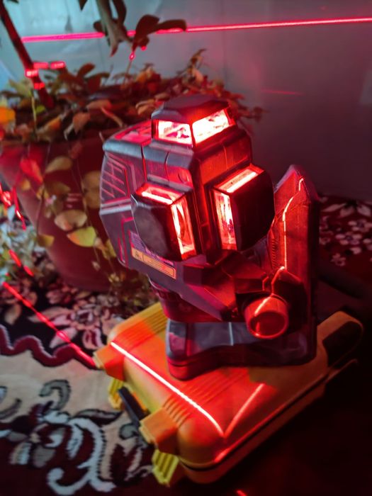 Nivel laser bosch profesional