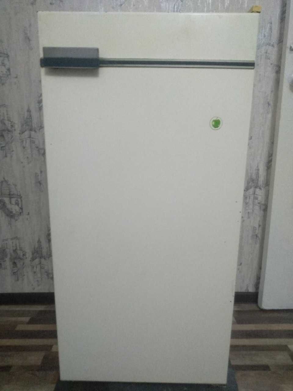 Холодильник Бирюса3
