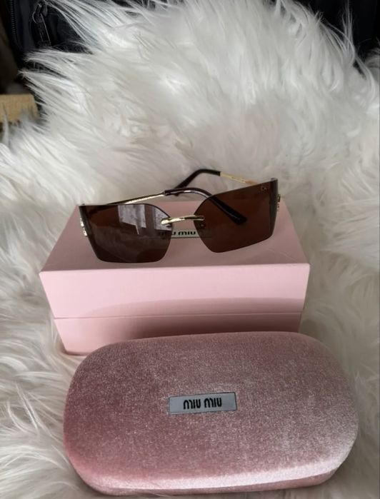 Слънчеви очила Miu Miu