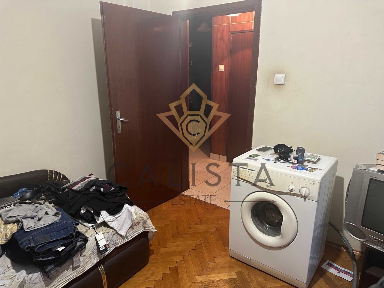 Продава се Тристаен апартамент в София, Иван Вазов - 83 кв.м за 4458 €/кв.м - Снимка #3
