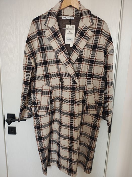 Ново плетено палто/жилетка Zara