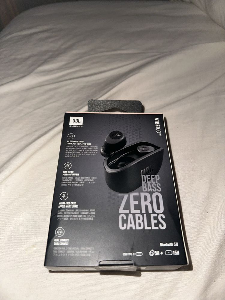 Căști JBL ca noi