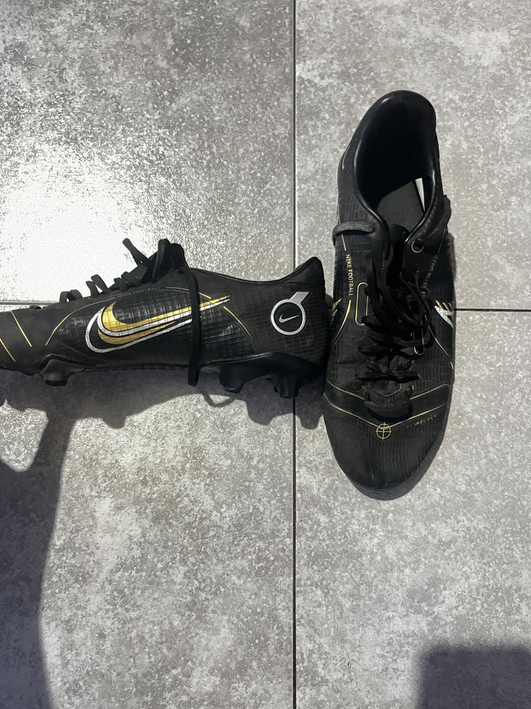 Футболни калеври (ботонки) NIKE Mercurial Vapor 14 номер 41