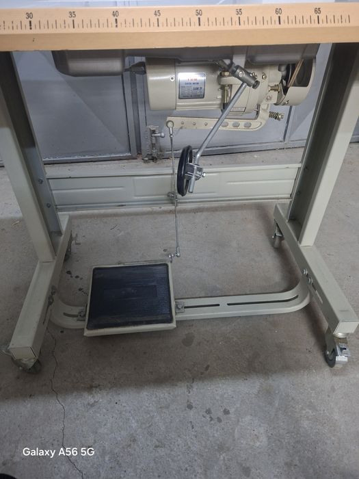 Продавам професионална почти нова шевна машина  Sen Sei