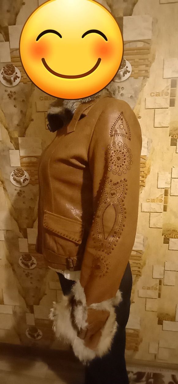 Продам куртку (натуральная кожа) с  мехом