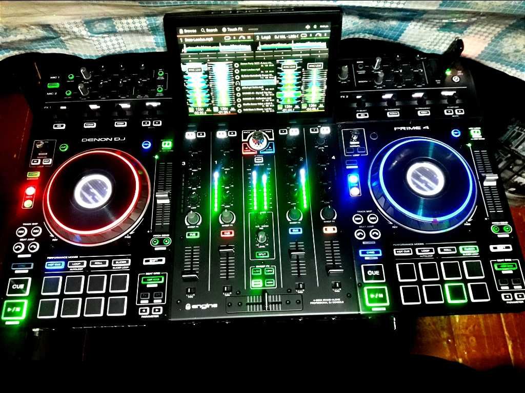 Denon DJ Prime 4 Нов!