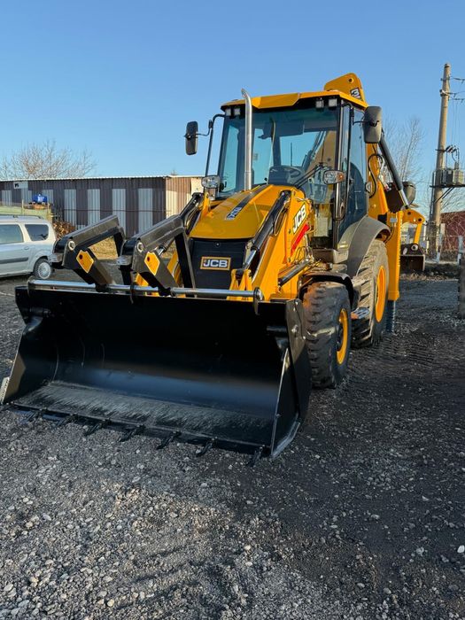 Inchiriez buldoexcavator in Bucuresti si Ilfov