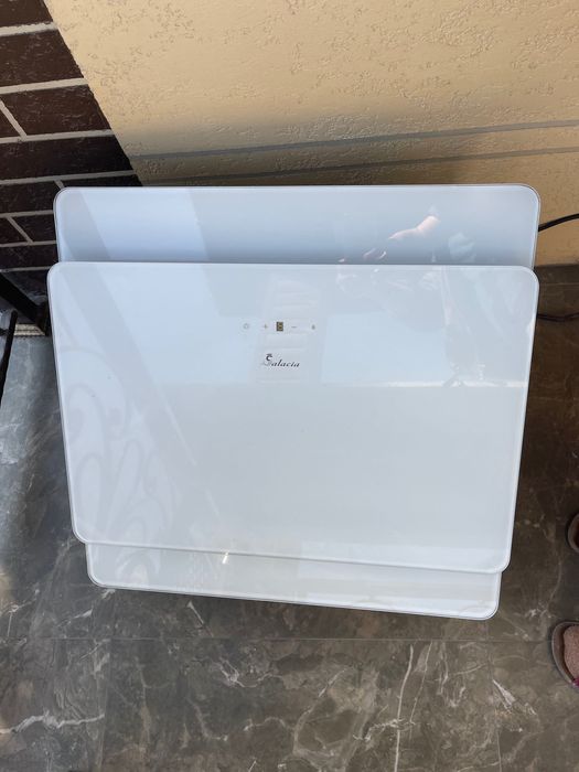 Продается Вытяжка для кухни  б у