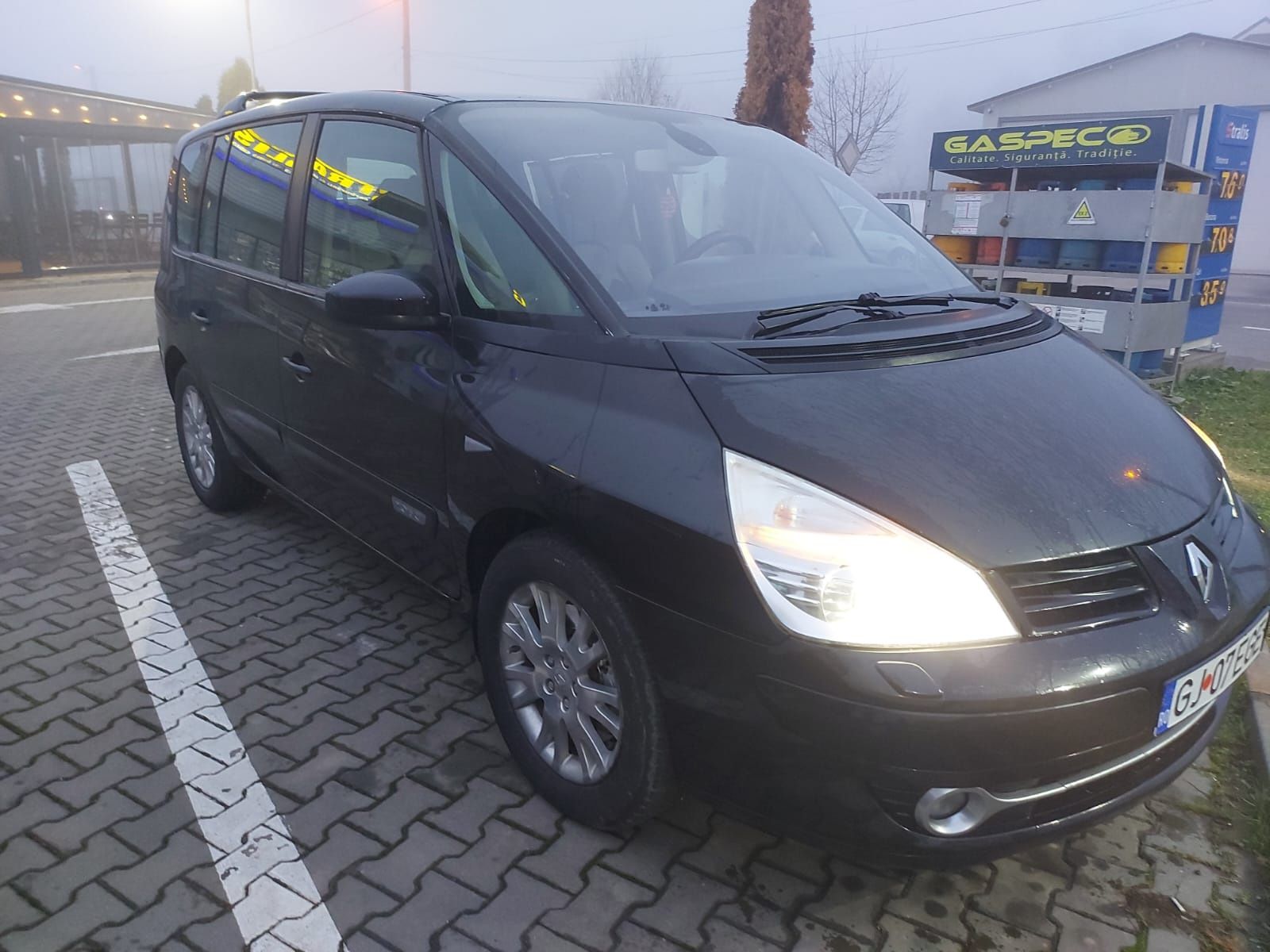 Vând Renault Espace