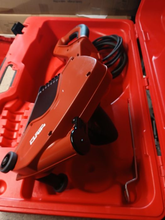 Hilti mașină de tăiat beton canale