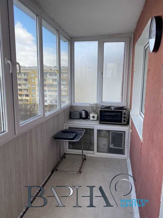 Дава се под наем Тристаен апартамент в Варна, Център - 100 кв.м за 612 € - Снимка #3