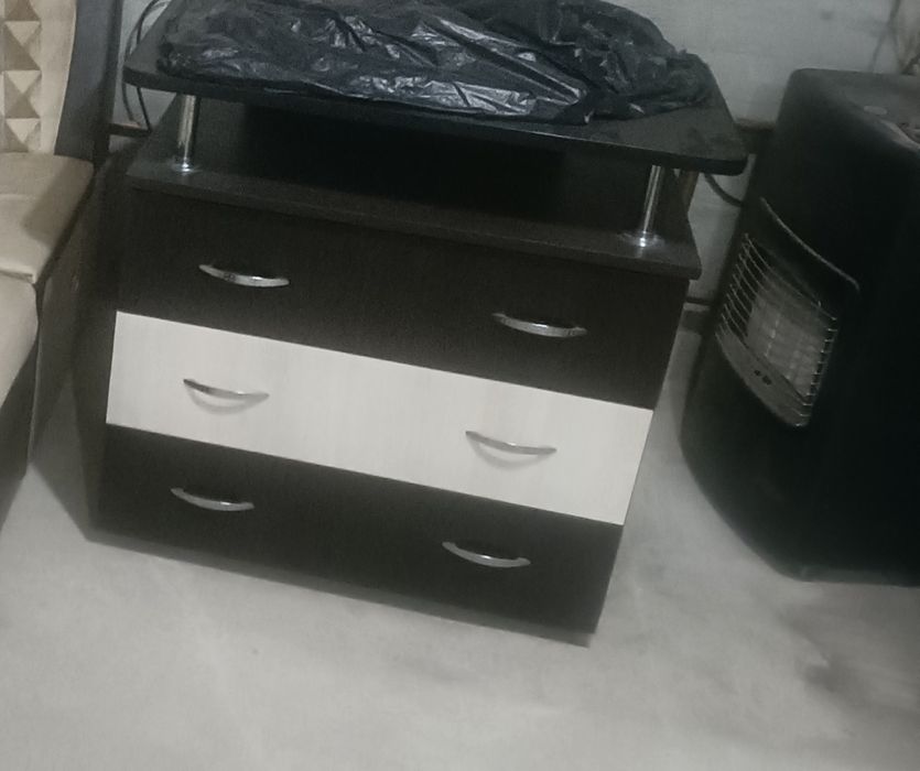 Vand carut mic copii  comoda lustra caracatita brad craciun