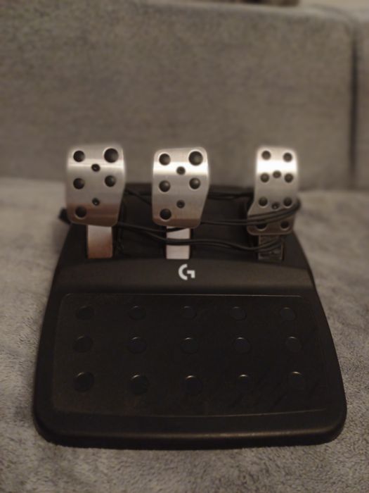 Set Volan Logitech G923 + Shifter + Pedale – Compatibil PS5 / PS4 / PC