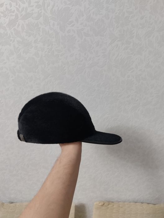 Продам зимнюю бейсболку