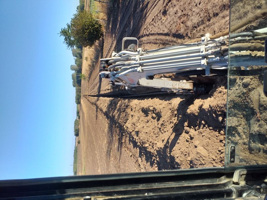 Închiriez miniexcavator+basculabila 3,5 t, montaj fose,