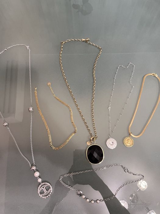 Стоманени гривни