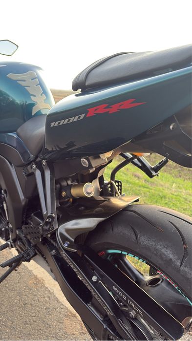 Honda cbr1000 rr sc57