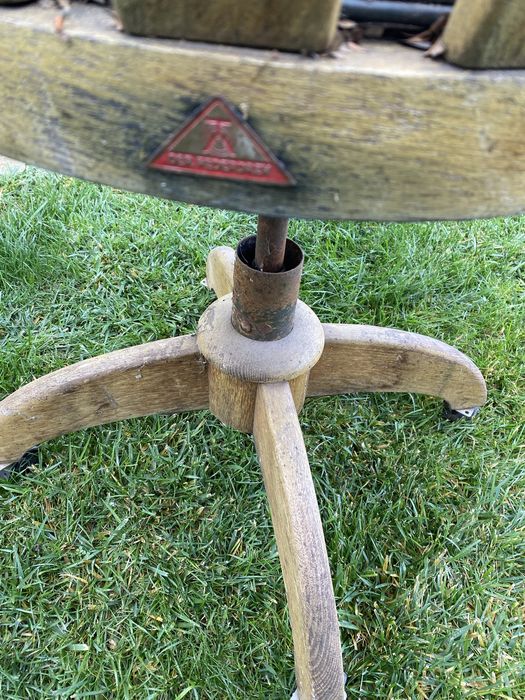 Scaun birou antic german sau elvetian pentru restaurare