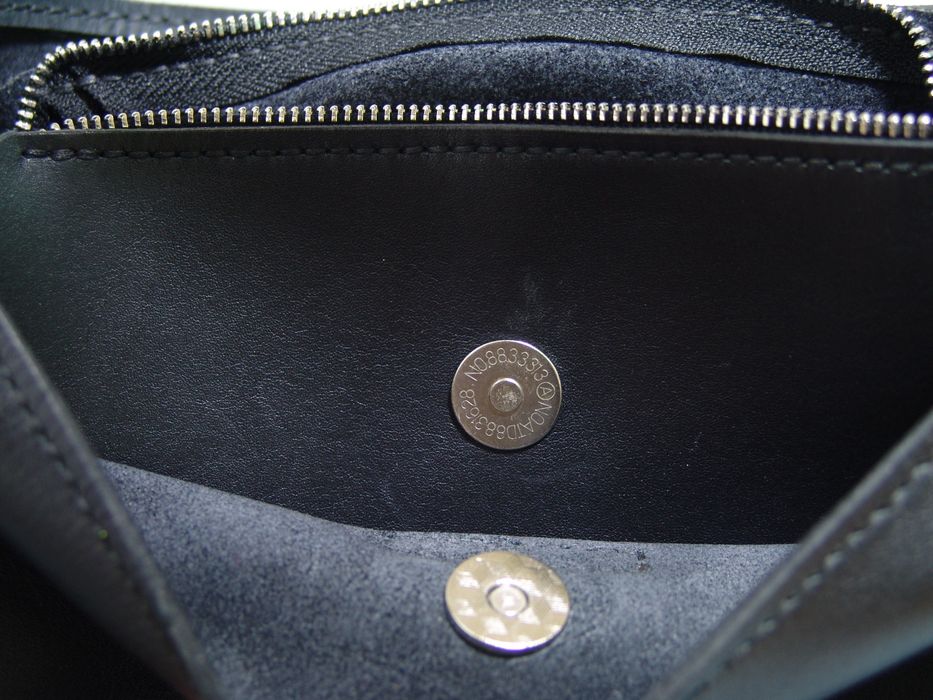 Продаю фурнитуру для кожи. Кнопки, магниты, карабины  всё в наличии.