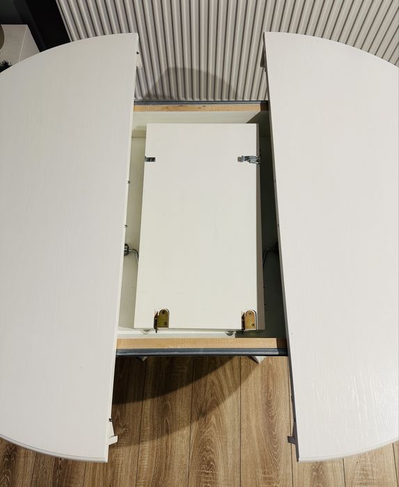 Masa extensibila din lemn masiv