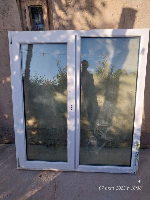 Пластиковые окна хорошим состоянии  2штука