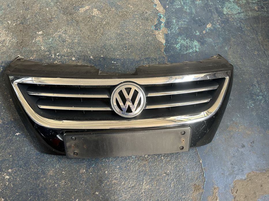 Grila radiator passat cc 2008-2011 lc9x