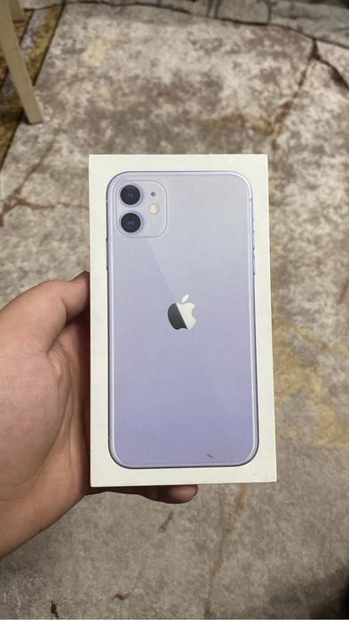 Продам Айфон 11