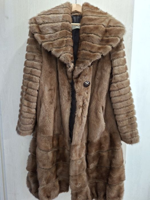 Шуба норковая размер 48 - 50 куплена в Турции в отличном состоянии ...