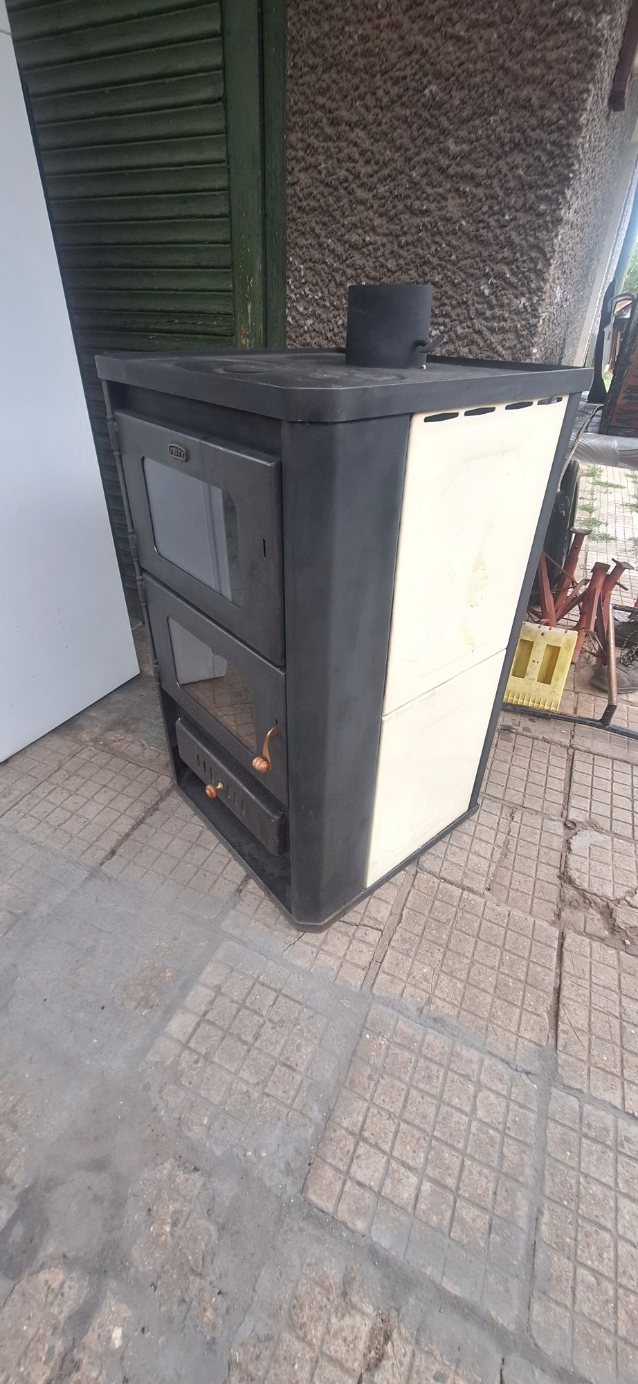 Продавам печка с водна риза PRITY 20KW