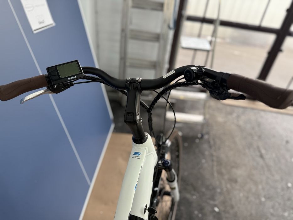 Bicicleta electrica Schiano (cu defect)