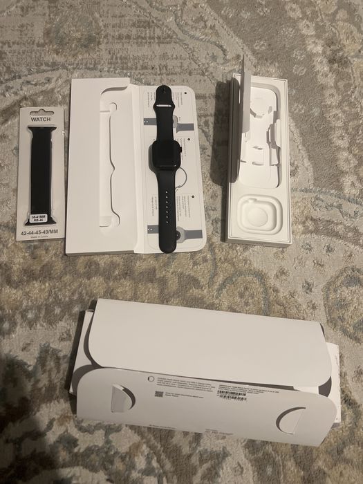 Apple watch series 10 42mm, купили 2 октября все еще новый