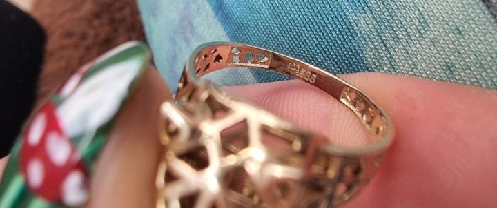 Уникален златен пръстен тип Cartier