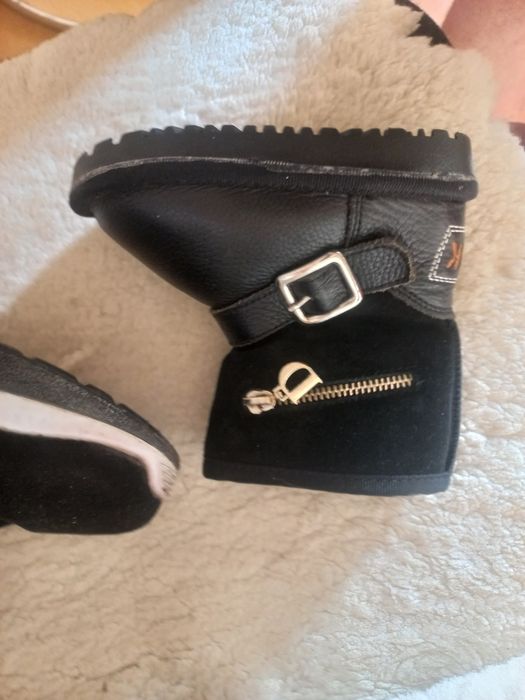 Унты детские продам