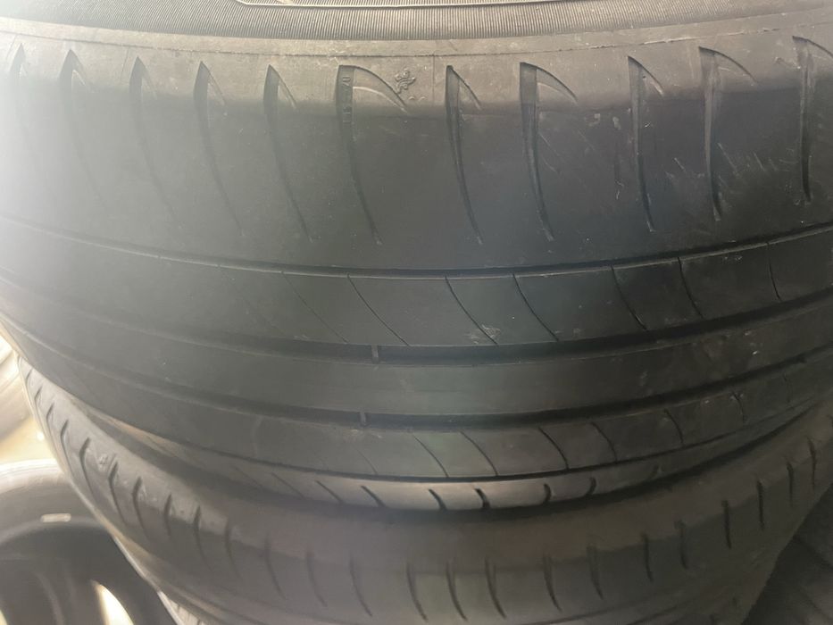Продам шины 225/55 R18