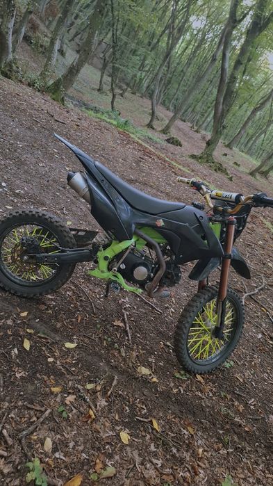 Vând cross 125 kxd hurikane