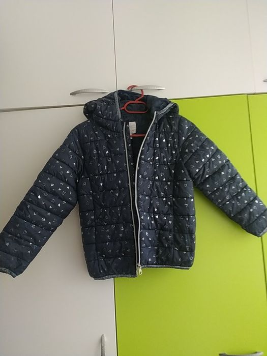 Олекотено яке за момиче