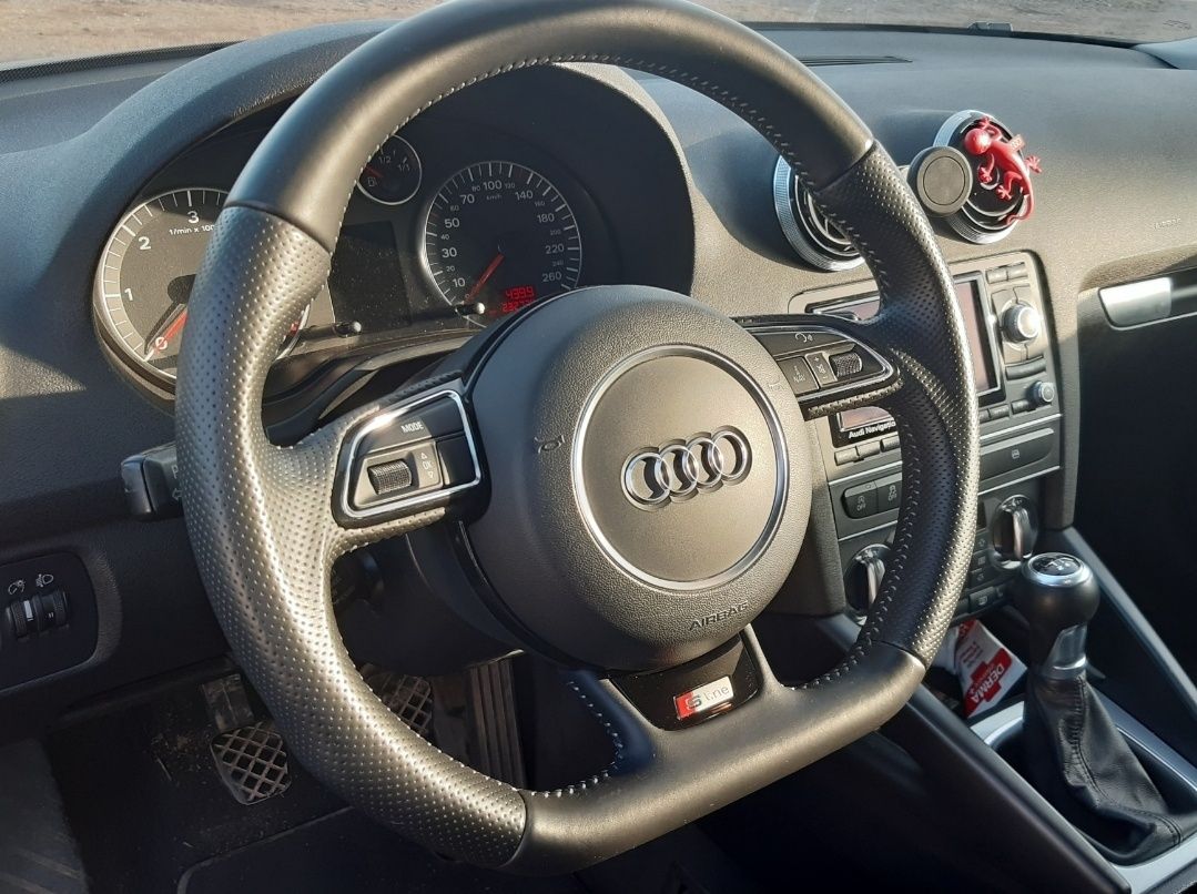 Скосен s-line мулти волан Ауди / Flat bottom Audi