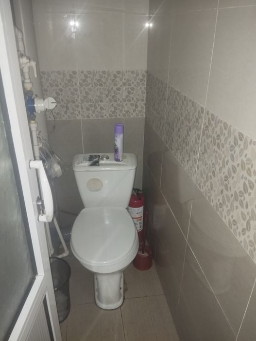 Чиланзар ор парламент 110м² 1этаж 4кабинета в доль дороги