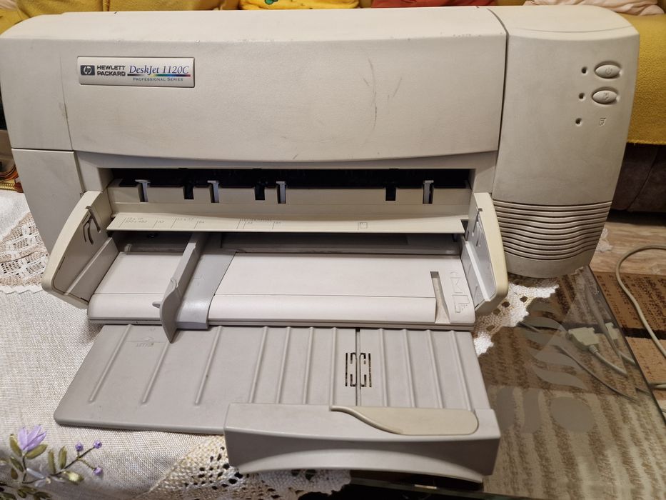 Imprimanta A3/A4 HP DeskJet 1120C