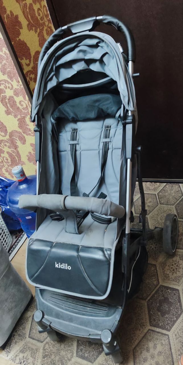 Продаётся детская коляска kidilo