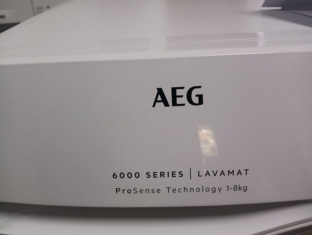 Комплект чисто нови пералня и сушилня с термопомпа Aeg 8кг с Гаранция!