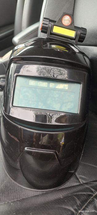 Vând mască de sudură automată cu cristale lichide și lampă cu leduri